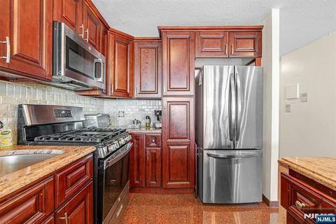 7000 Boulevard East Unit 44F, Guttenberg, NJ 07093 - MLS#: 25009906