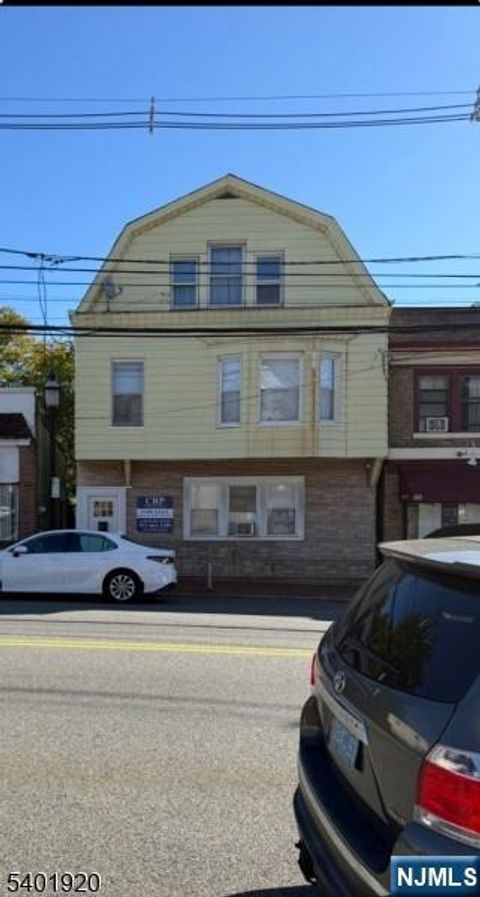 427-429 Main Street West Orange NJ 07052