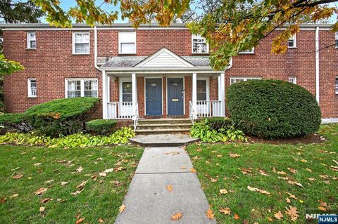 Photo of 495 Union Avenue #3, Rutherford, NJ 07070 (MLS # 25038389)