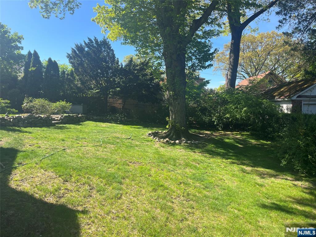 New Milford, New Jersey 07646, United States, 2 Bedrooms Bedrooms, ,2 BathroomsBathrooms,Residential,Active,120392