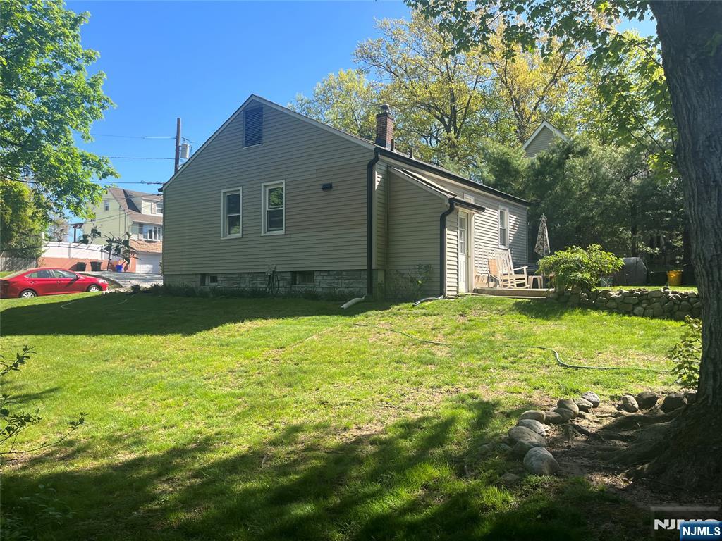 New Milford, New Jersey 07646, United States, 2 Bedrooms Bedrooms, ,2 BathroomsBathrooms,Residential,Active,120392