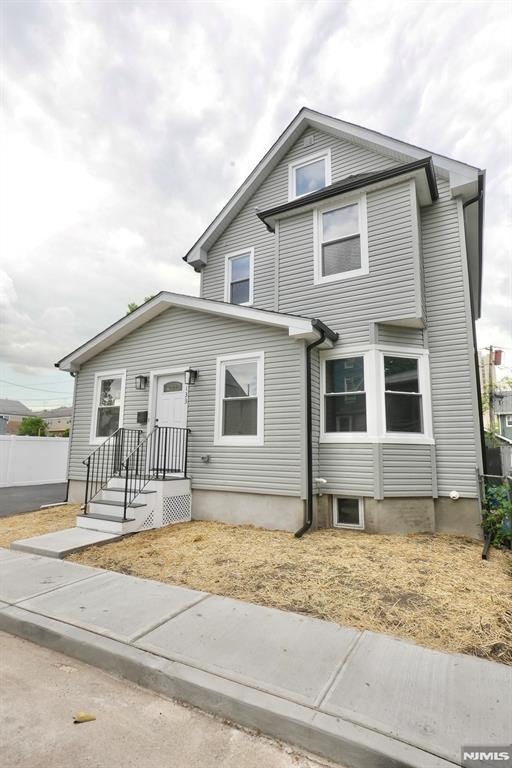 133 Lindsley Place