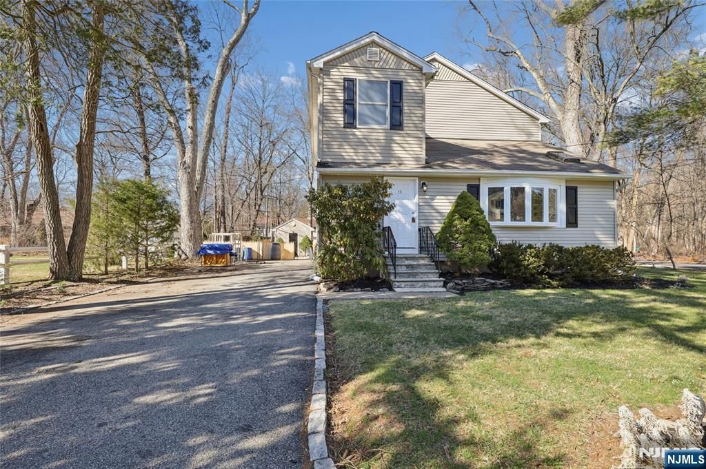 Photo of 18 South Road, Wayne, NJ 07470 (MLS # 26010242)