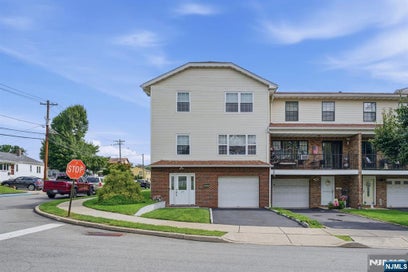 69 Henry Street 1 Elmwood Park NJ 07407
