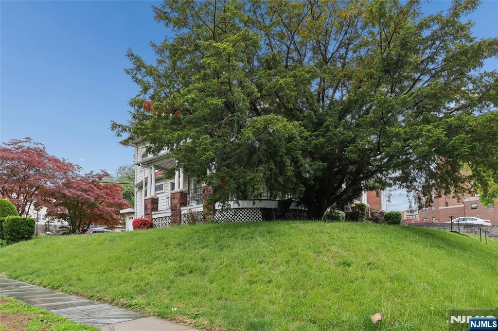 139 Aycrigg Avenue