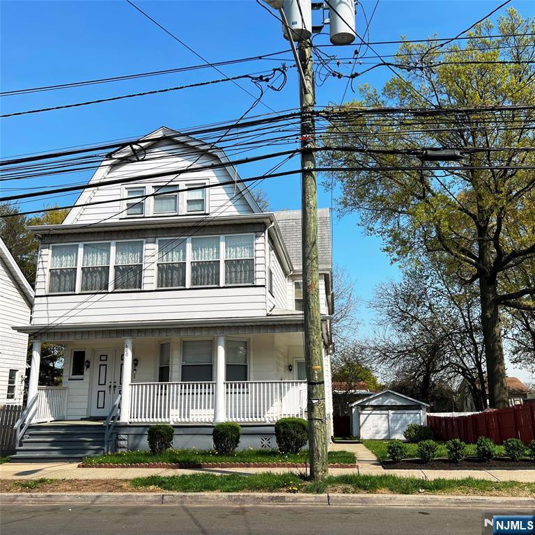 Rental Property at 598600 Sandford, Newark, New Jersey - Bedrooms: 2 
Bathrooms: 1 
Rooms: 5  - $2,250 MO.