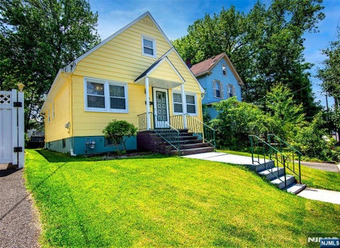 Photo of 53 Sunnyside Avenue, Dumont, NJ 07628 (MLS # 26019931)