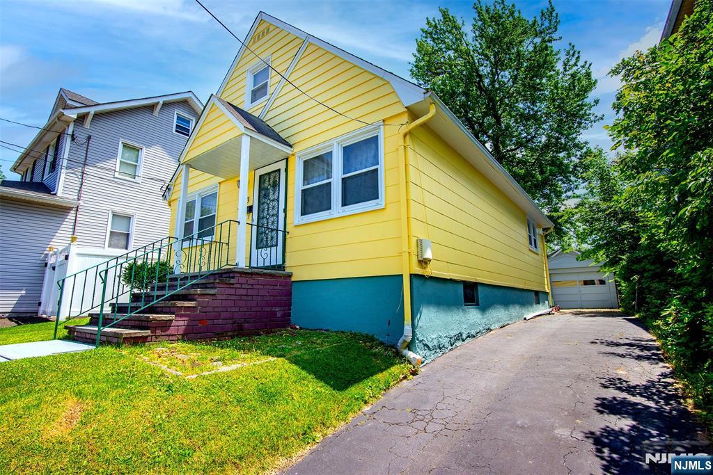 Homes for Sale in Northern NJ | ThisIsRiverEdge.com 53 Sunnyside Avenue