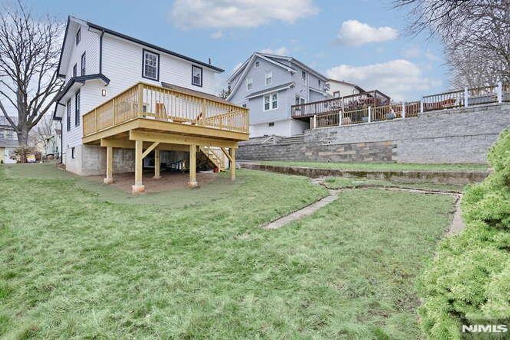 Photo of 38 Chestnut Avenue, Bogota, NJ 07603 (MLS # 26008178)