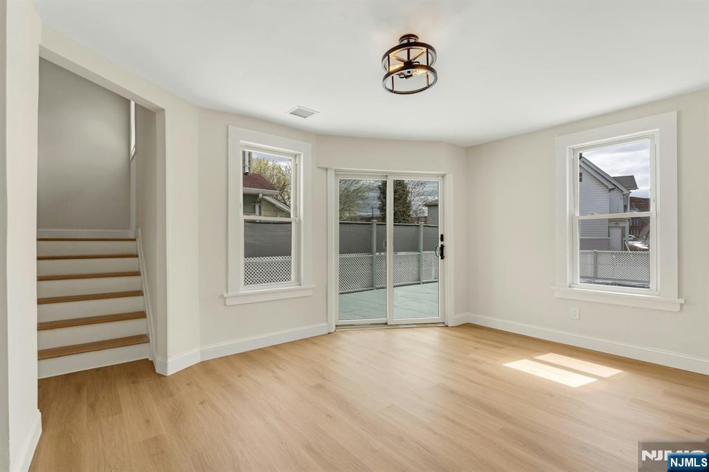 32 Kearney Street