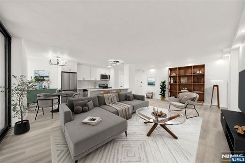 300 Winston Drive 2519 Cliffside Park NJ 07010