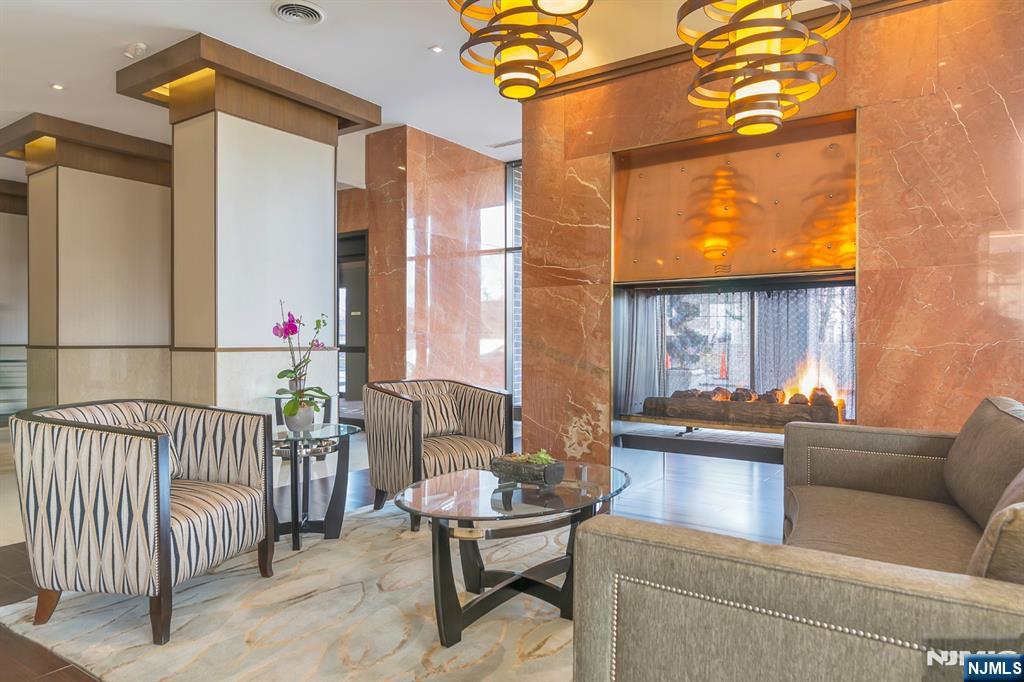 200 Old Palisade Road 5E