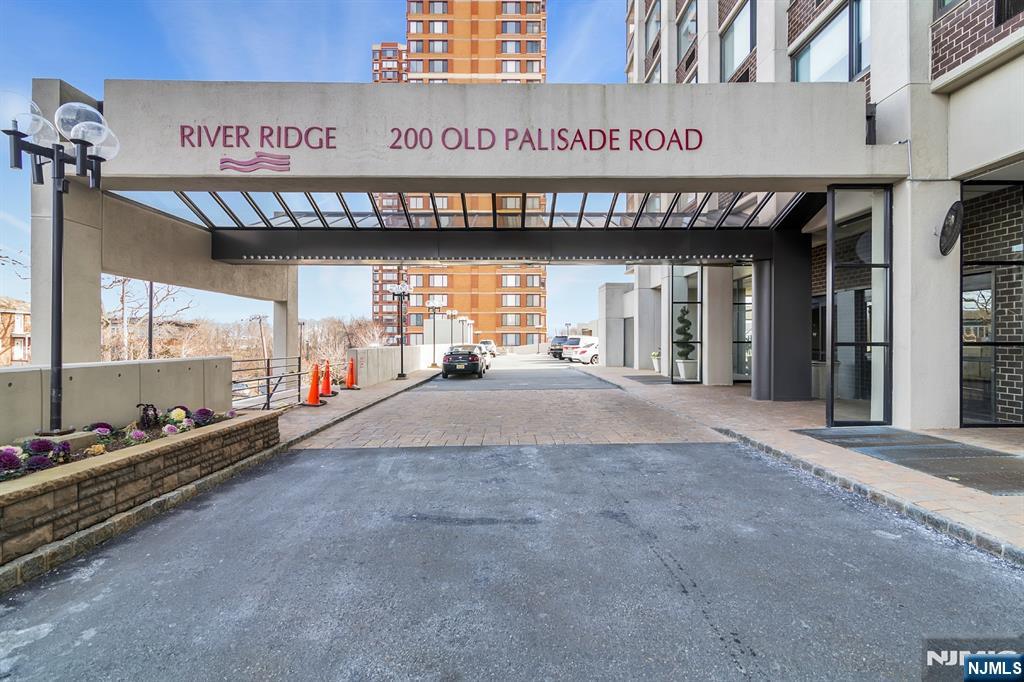 200 Old Palisade Road 5E