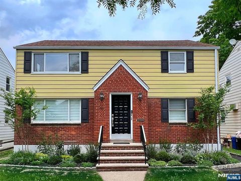 Photo of 73 Macarthur Ave #2nd floor, Lodi, NJ 07644 (MLS # 26000877)