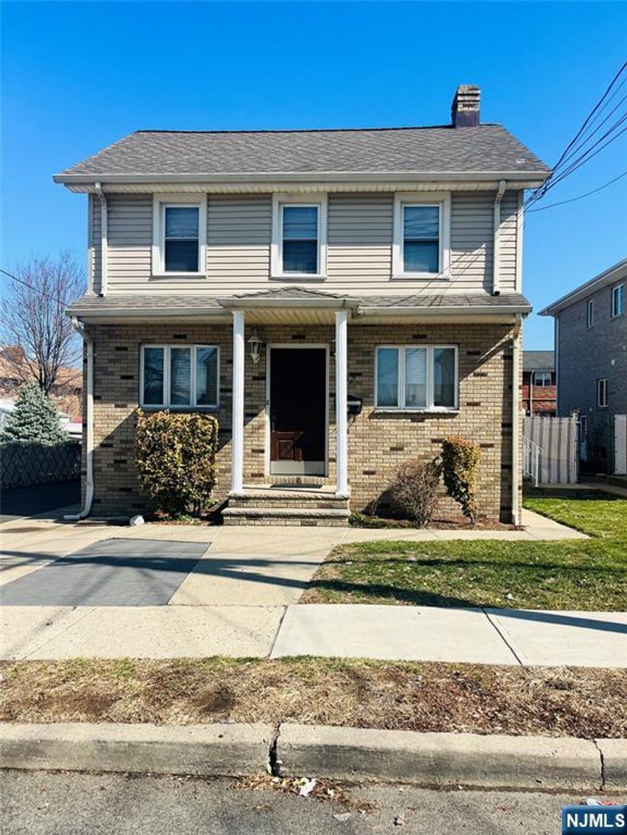 1st Floor of a 2 Family House in a residential neighborhood, 3 Bedrooms, 2 Full Bath, Hardwood Floors, Central Air, Baseboard Gas Heat, Large Kitchen with Ceramic Tiles, Refrigerator, Dishwasher and Sliding Doors to the Deck, Master Bedroom with Full Bath and walk in closet, Basement with Washer/Dryer Hook up and Storage, includes one off Street Parking