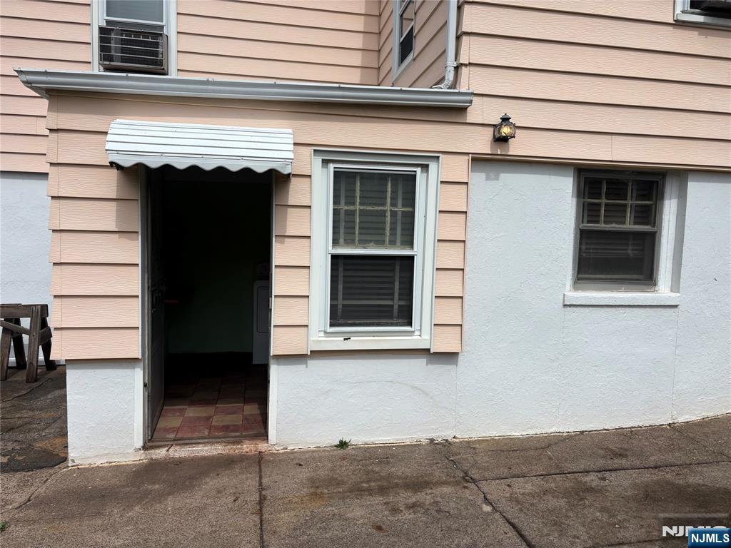 429 Macarthur Avenue