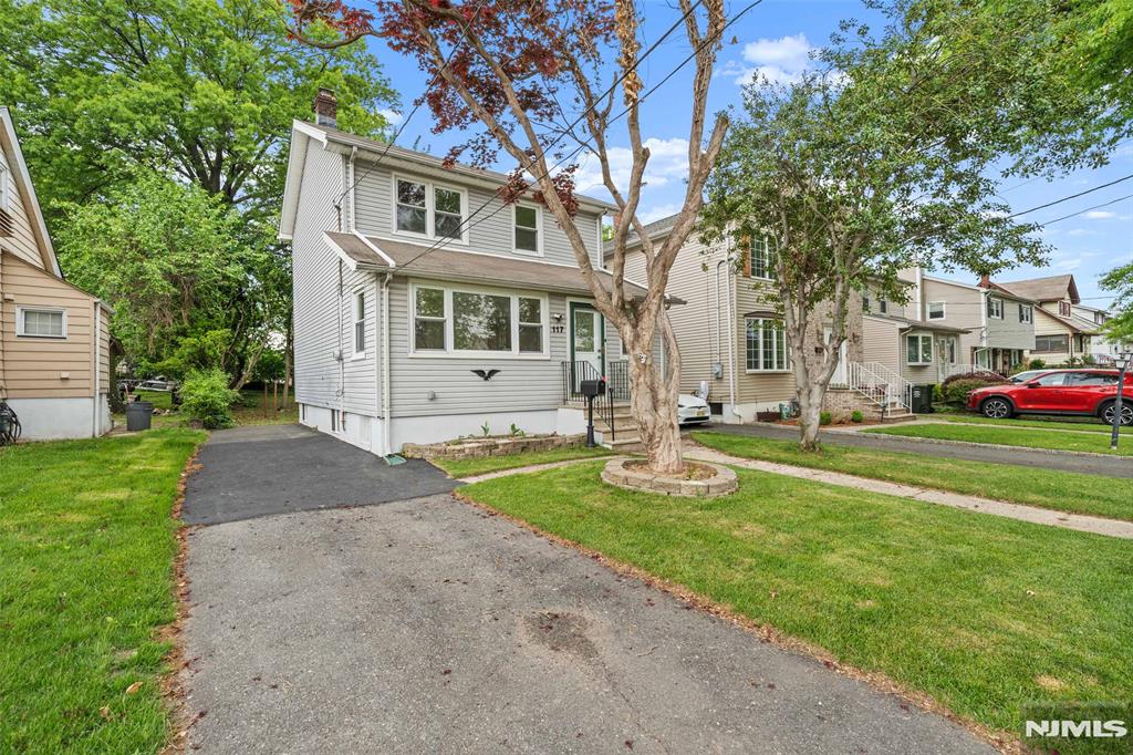 117 Crestwood Avenue