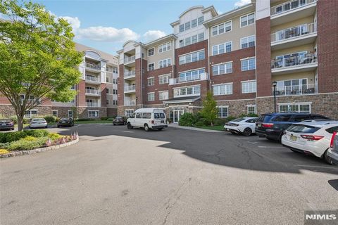 2217 Warrens Way Wanaque NJ 07465