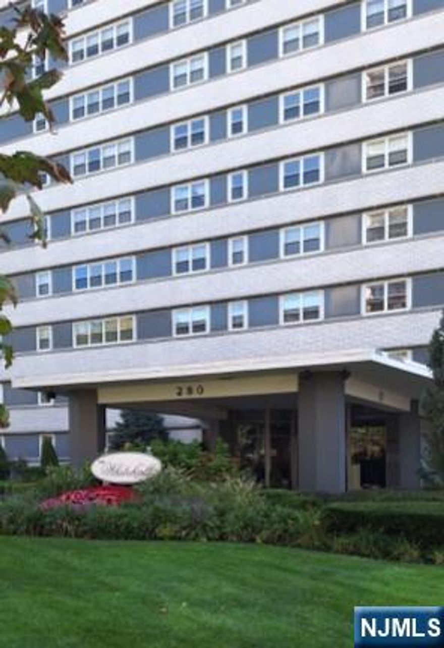 Spacious, clean, and bright 9th-floor 1-bedroom with the NYC view. Open L/R, D/R, Eat-in Kitchen, Bathroom, and Large Bedroom. Plenty of Closets and a Basement Storage Bin. Outdoor swimming pool, BBQ Area, Patio, 24-hour doorperson, Security on-site, and resident superintendent. Parking outdoor ($70-$78), indoor(if avail $112/M). NYC Express in front of the building. Maintenance includes: Taxes, U/L mtge, HVAC, Gas, Water, pool, Exercise Room, and Common Area. Subject to Board Approval. Debt to Income 1:4, 2 yrs tax return, proof of income, full credit report &score. Proof of funds for purchase and 2-year maintenance. Owner-occupied, no pets.