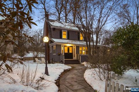 Photo of 31 Nassau Road, Montclair, NJ 07043 (MLS # 26005825)