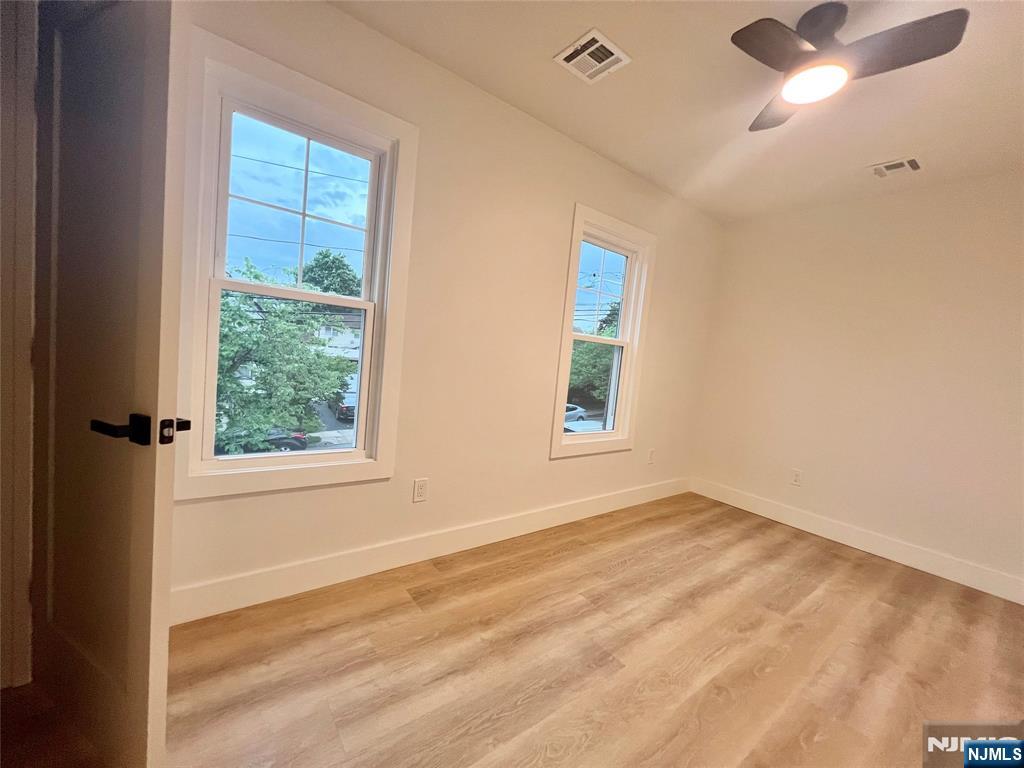 Lodi, New Jersey 07644, United States, 3 Bedrooms Bedrooms, ,2 BathroomsBathrooms,Residential,Active,203855