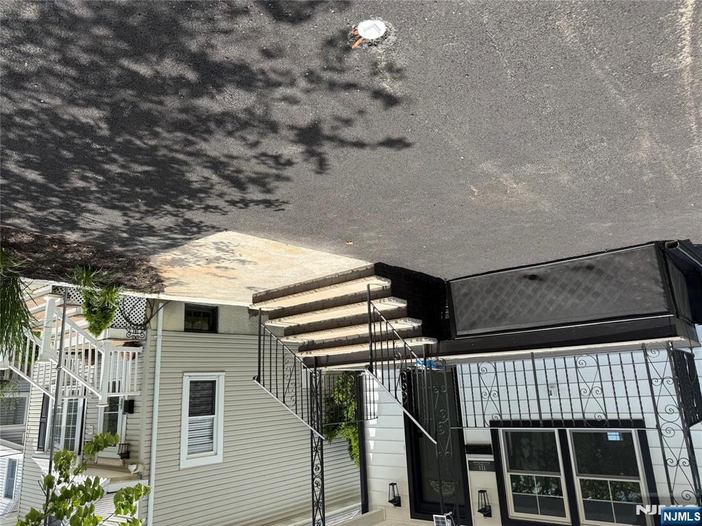 Lodi, New Jersey 07644, United States, 3 Bedrooms Bedrooms, ,2 BathroomsBathrooms,Residential,Active,203855