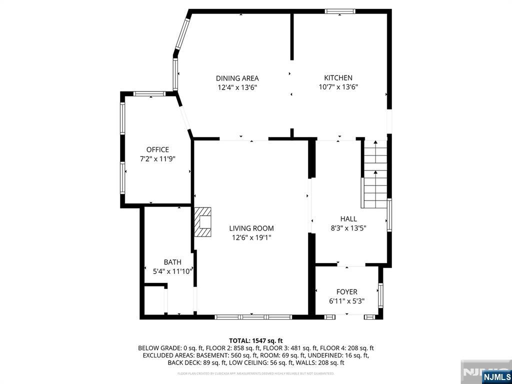 Main image without alt text