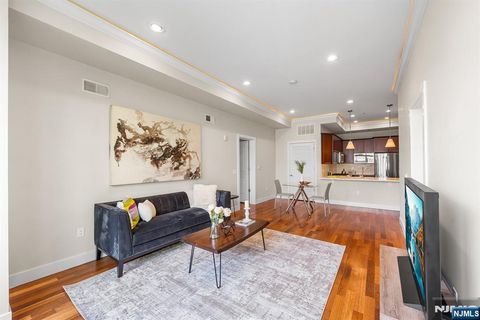 Photo of 78 Wayne Street #303, Jersey City, NJ 07302 (MLS # 25043604)