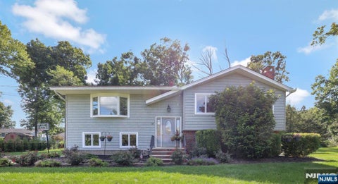 Photo of 18 Starlight Road, Jefferson Township, NJ 07438 (MLS # 26032664)