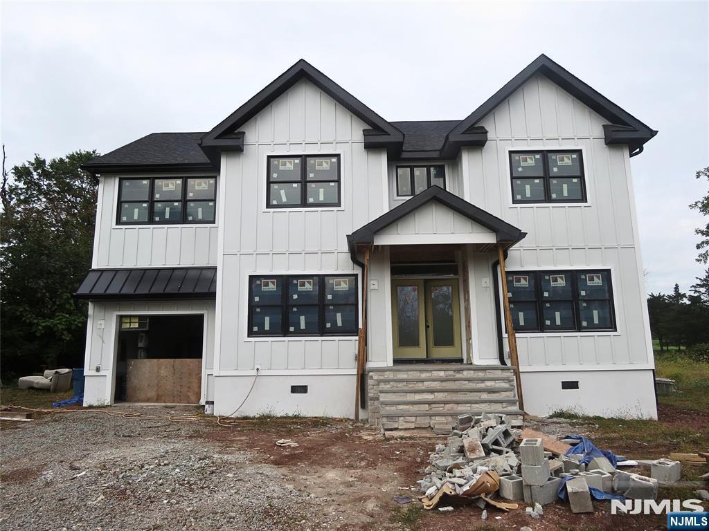 723 County Road 523