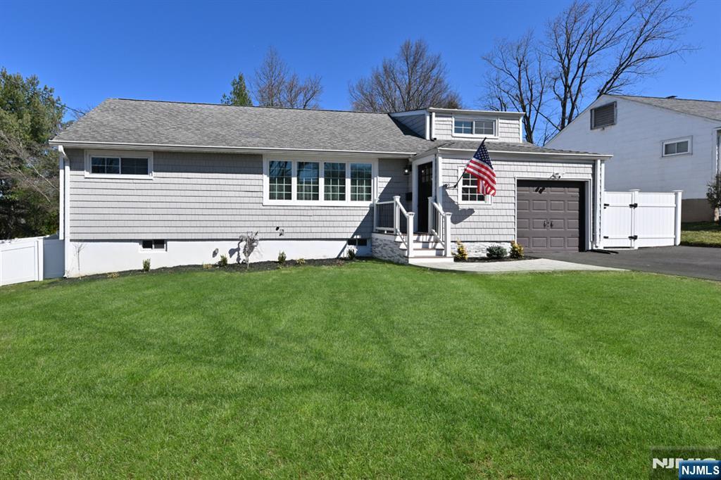 Property for Sale at 369 Lacey Drive, New Milford, New Jersey - Bedrooms: 3 
Bathrooms: 2 
Rooms: 8  - $649,900