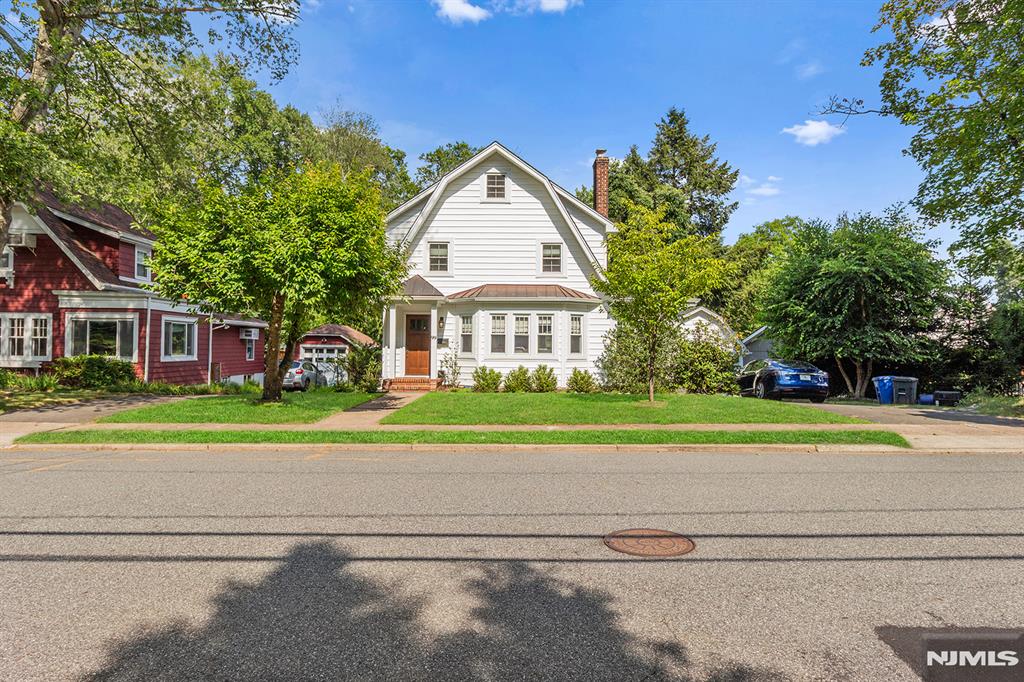 99 Columbus Avenue