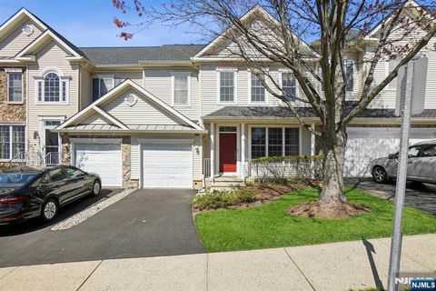 62 Rolling Views Drive Woodland Park NJ 07424