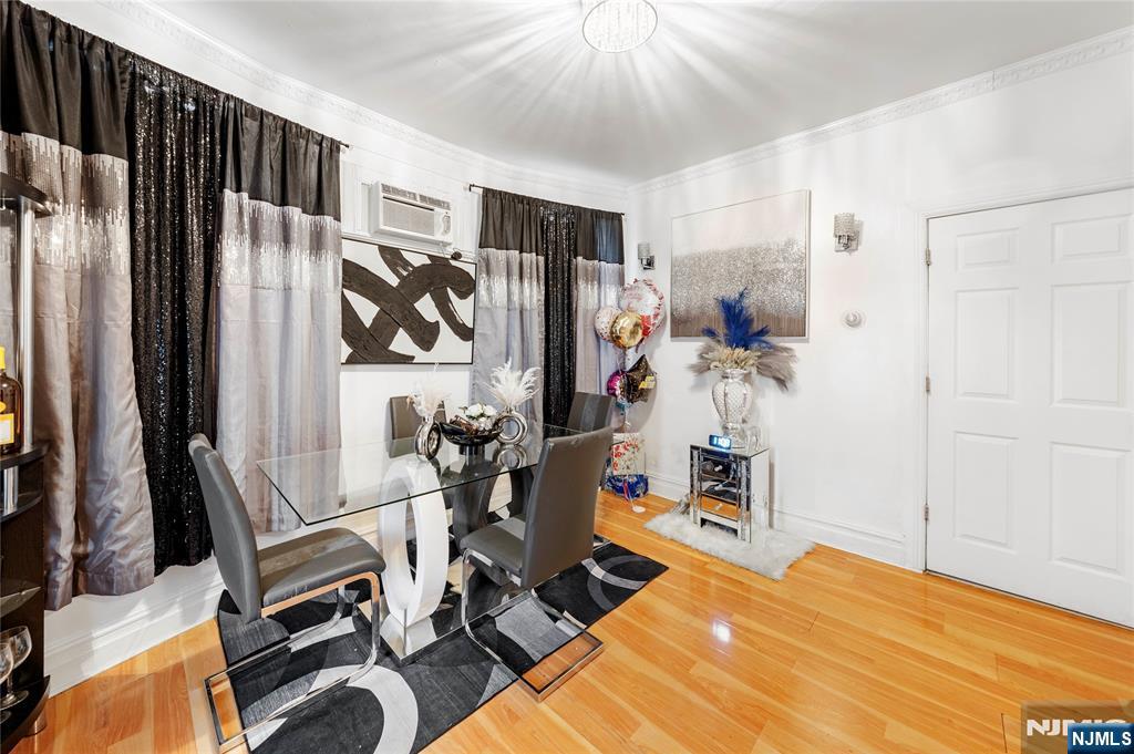 48 39th Street