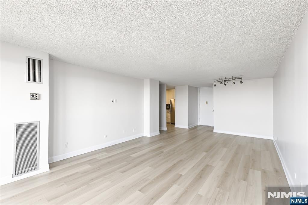 555 North 24k
