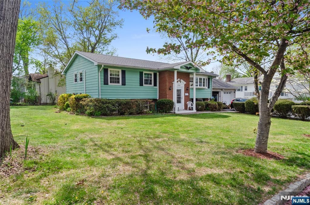 Photo of 41 Cooper Avenue, Roseland, NJ 07068 (MLS # 26014572)