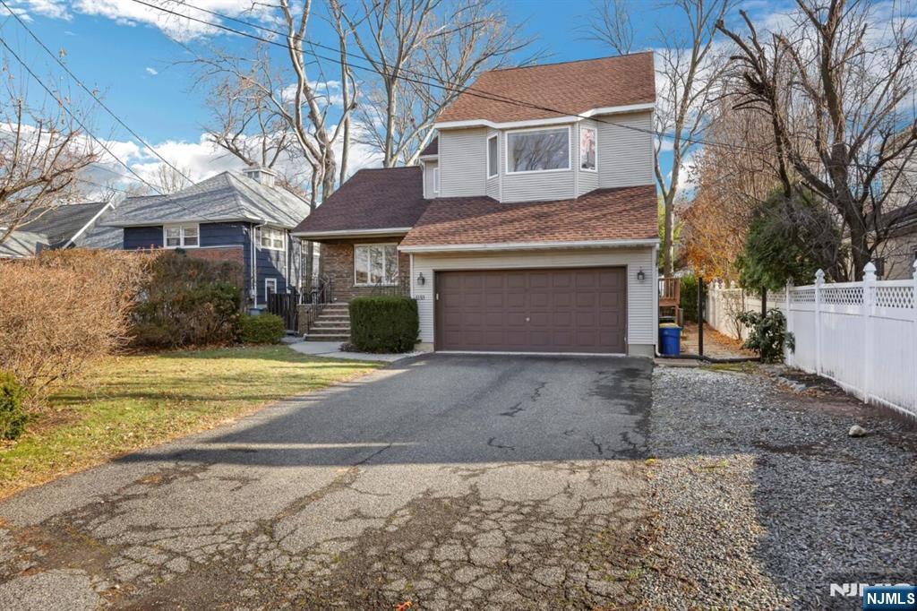 1153 River Road