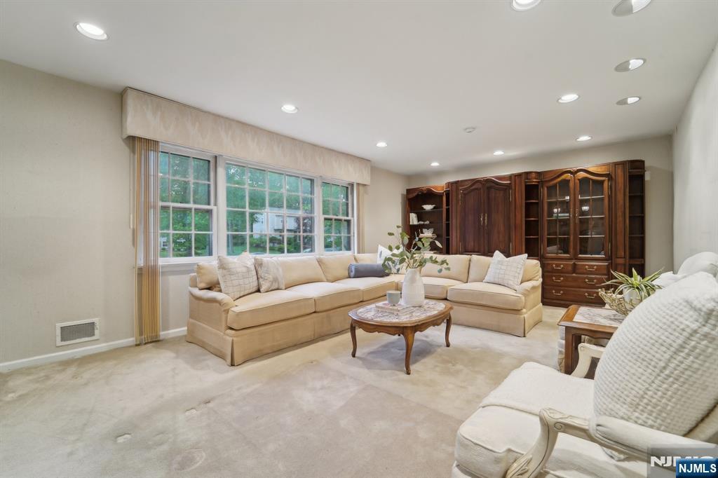 536 Bernita Drive