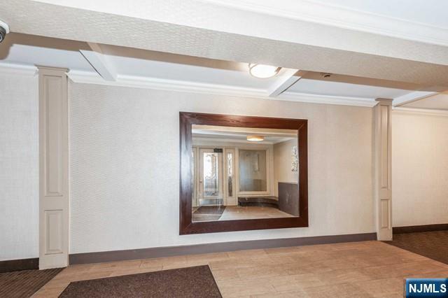 326 N Bridge Plaza 1G