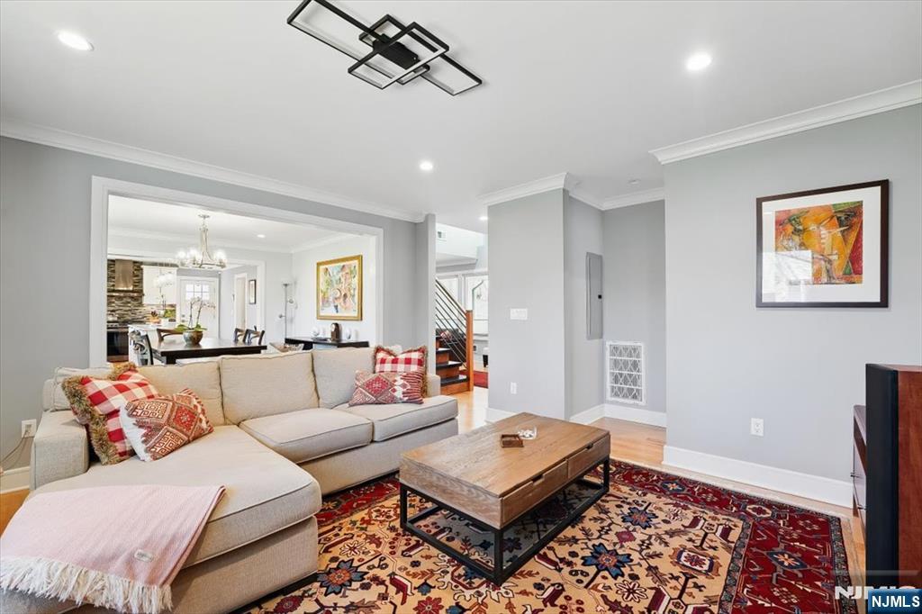 18-15 Jordan Road