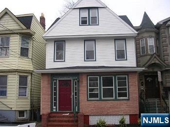 Property for Sale at 42 Mead Street, Newark, New Jersey - Bedrooms: 5 
Bathrooms: 2 
Rooms: 7  - $414,999