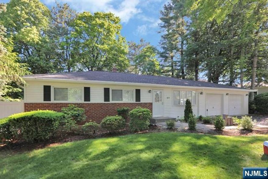 Beautiful and updated ranch style house,large family room on the back with a fireplace, 3 good sizes bedrooms , 2 full baths, great light through ,freshly painted also offers a two car attached garage , close to parks,schools ,transportation and house of worship , come and take a look at this property before is too late.