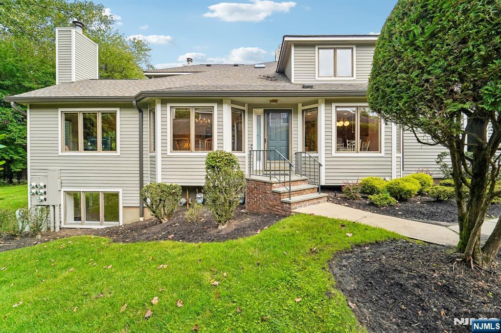 125 Lakeview Drive 125