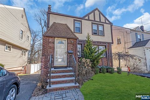 685 Broad Street, Bloomfield, NJ 07003 - MLS#: 25007841