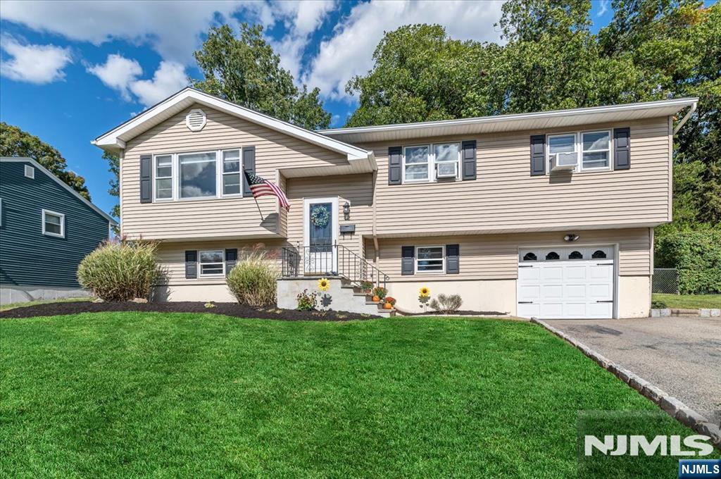 52 Crescent Road