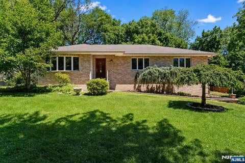 Photo of 1542 Us Highway 22, Mountainside, NJ 07092 (MLS # 26024783)