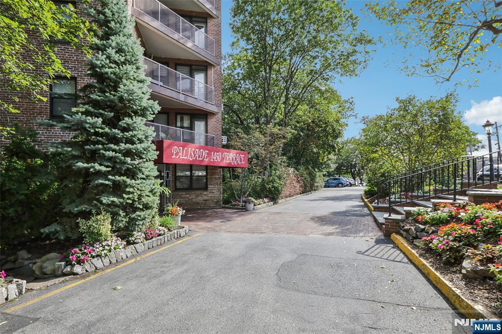 1450 Palisade Avenue 5J