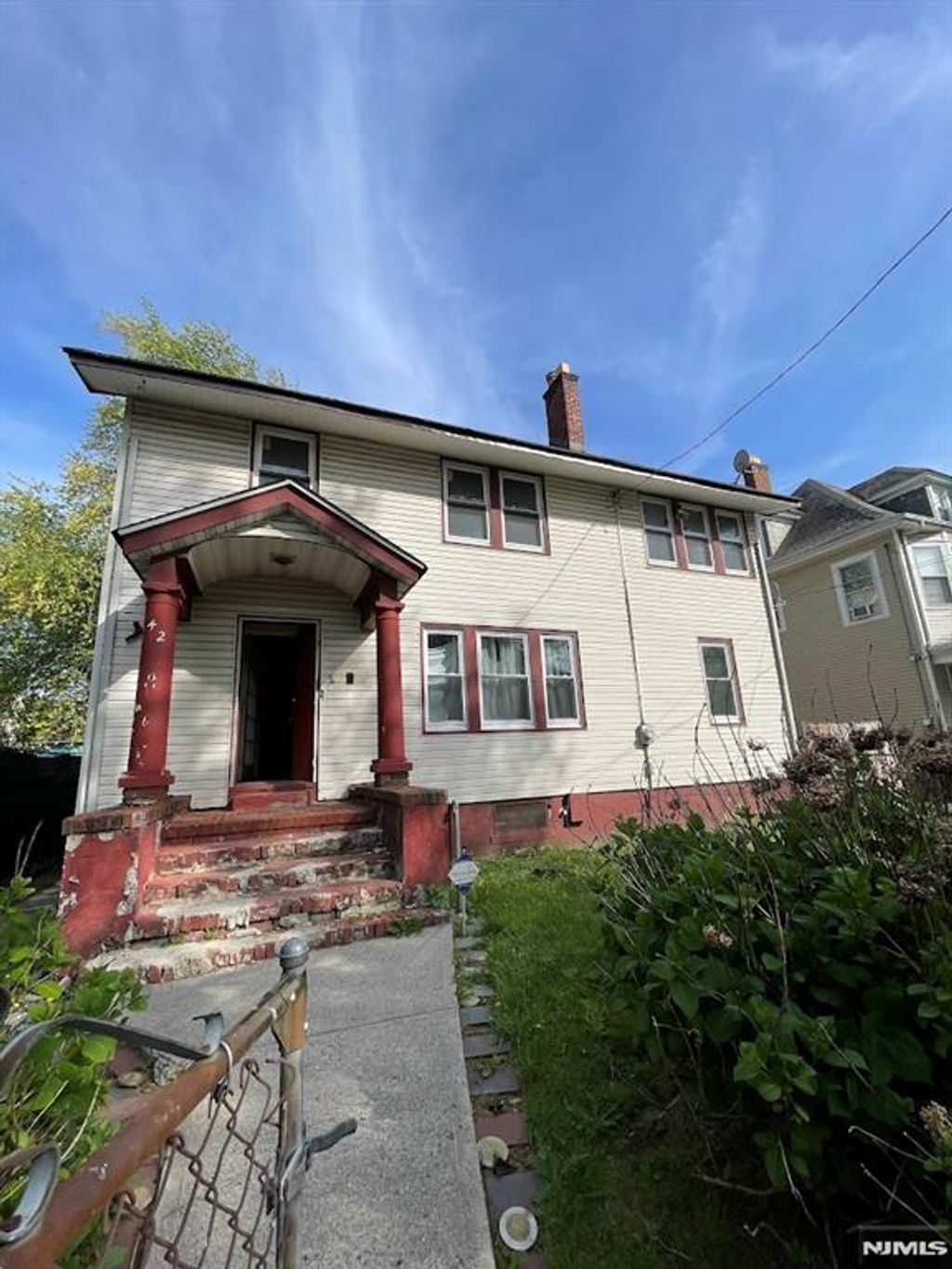 Photo of 44 Leslie Street, Newark, NJ 07108 (MLS # 25035514)