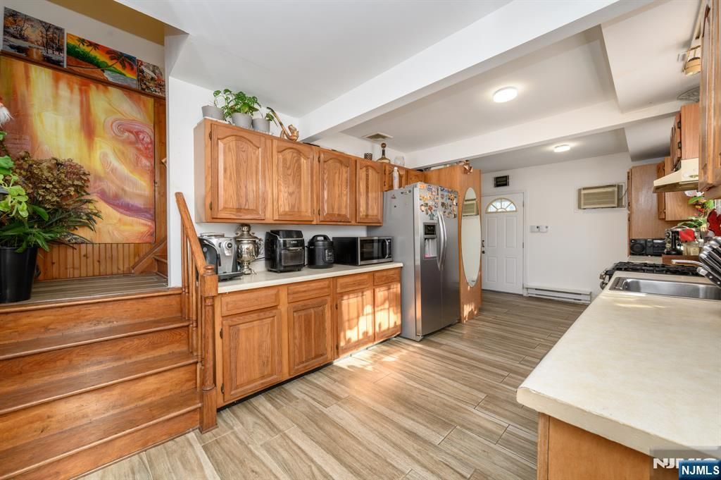 Photo of 19 Skyland Avenue, Wanaque, NJ 07420 (MLS # 26003240)