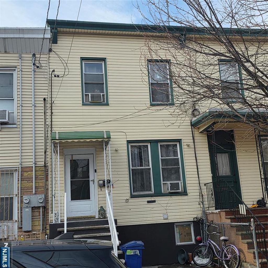 Photo of 6603 McKinley Place, West New York, NJ 07093 (MLS # 26010656)